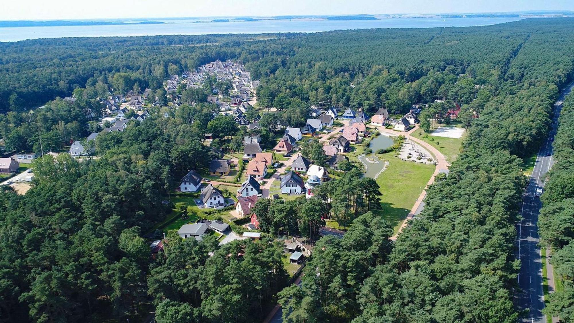 Ferienhaus Emmely Nur Wenige Gehminuten Zum Strand Ruhig Glowe Bagian luar foto