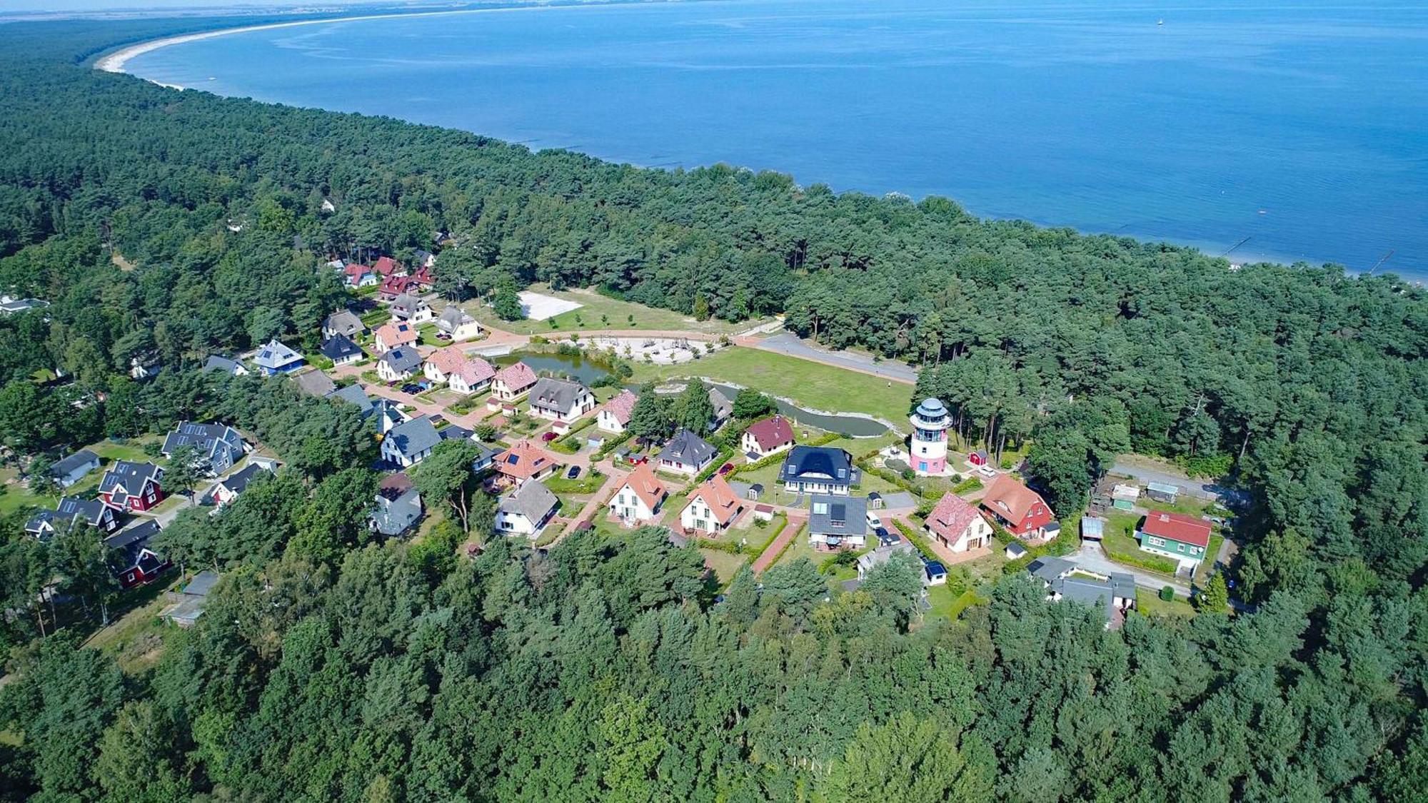 Ferienhaus Emmely Nur Wenige Gehminuten Zum Strand Ruhig Glowe Bagian luar foto