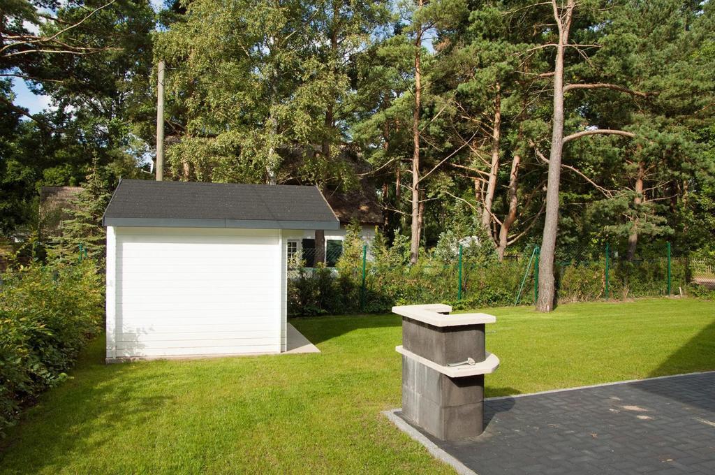 Ferienhaus Emmely Nur Wenige Gehminuten Zum Strand Ruhig Glowe Bagian luar foto